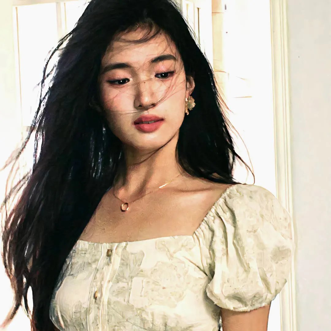 朝鲜名侦探：高山乌头花的秘密